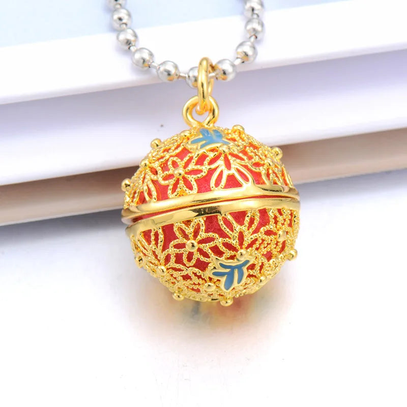Luxury Golden Aromatherapy Necklaces wonderful oil