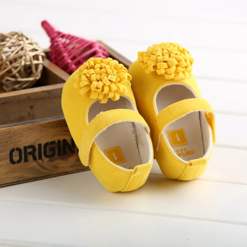 Baby Shoes (0–18M) – Plush Soft Bow Casual Sneakers