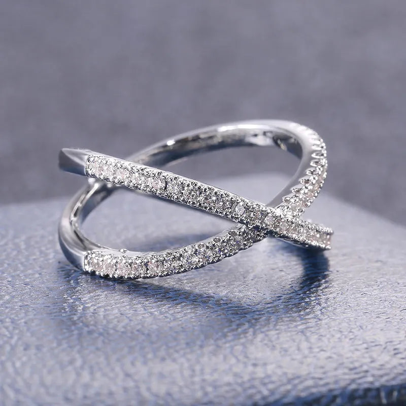 Huitan Luxury Cross X Shape Women Engagement Ring Full Paved CZ Stone Silver Color Elegant Simple Female Jewelry Ring Hot Sale