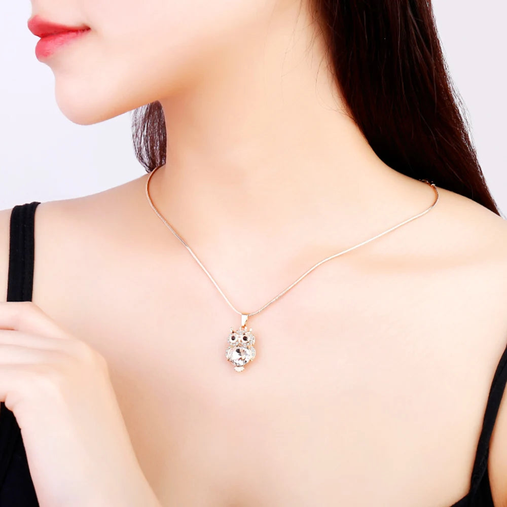 Silvery Samll Owl Necklace Pendant For