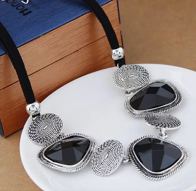 Kymyad Vintage Choker Statement Necklace Women