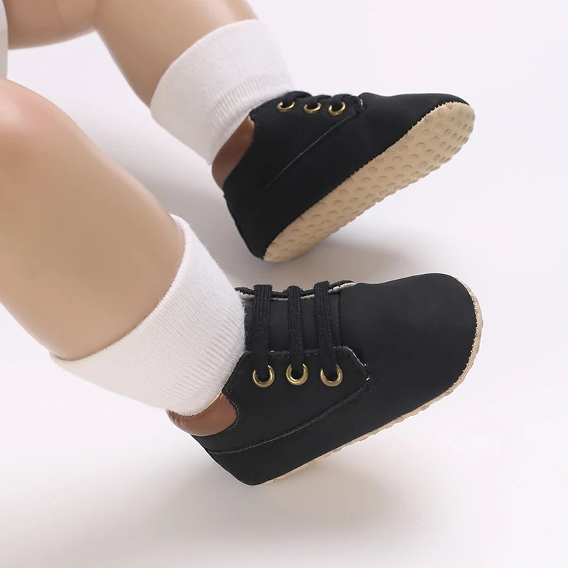 Baby Walking Shoes (0–18M) – Lace-Up Casual Flat Sneakers