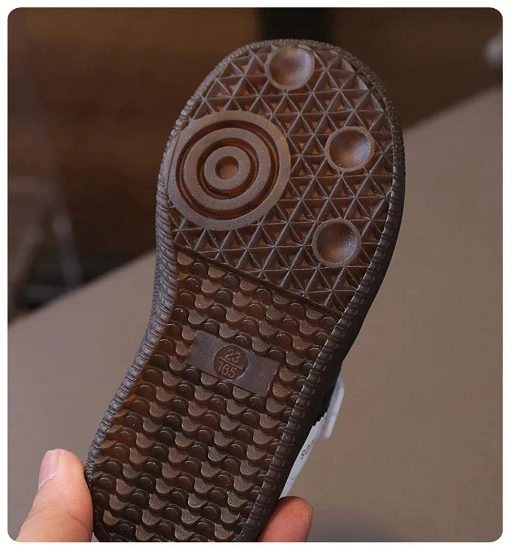 Kids’ Spring Barefoot Sneakers – Soft-Soled Walking Shoes