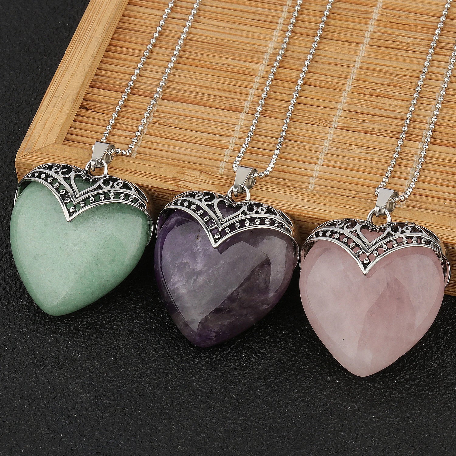 1Pcs Love Heart Charms Stone
