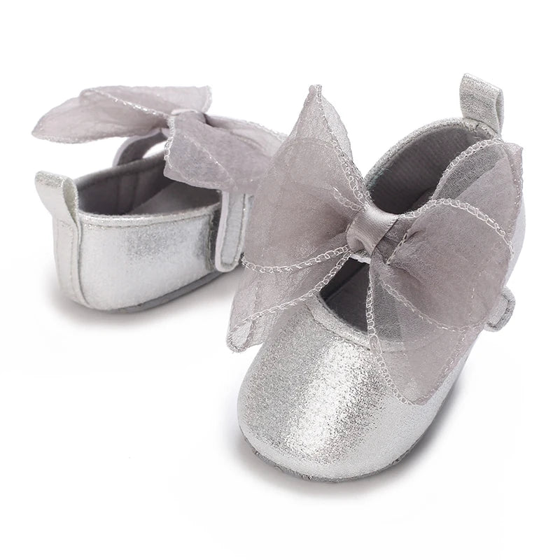 Baby Shoes (0–18M) – Plush Soft Bow Casual Sneakers
