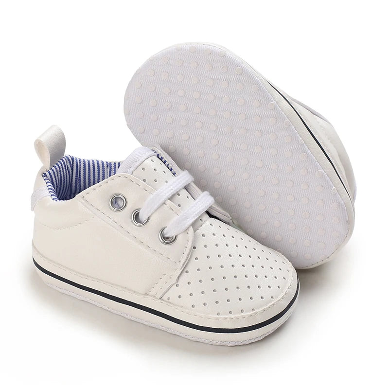 Infant Spring Sneakers (0–18M) – White Non-Slip Soft-Soled Shoes