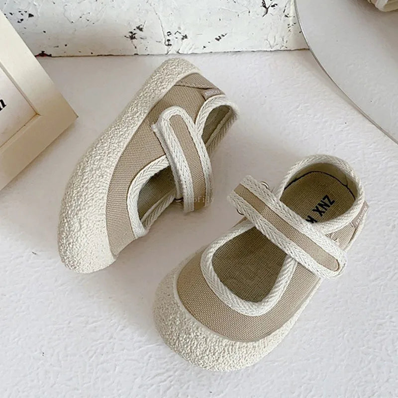 Kids’ Canvas Shoes – Soft, Breathable, Anti-Slip Sneakers