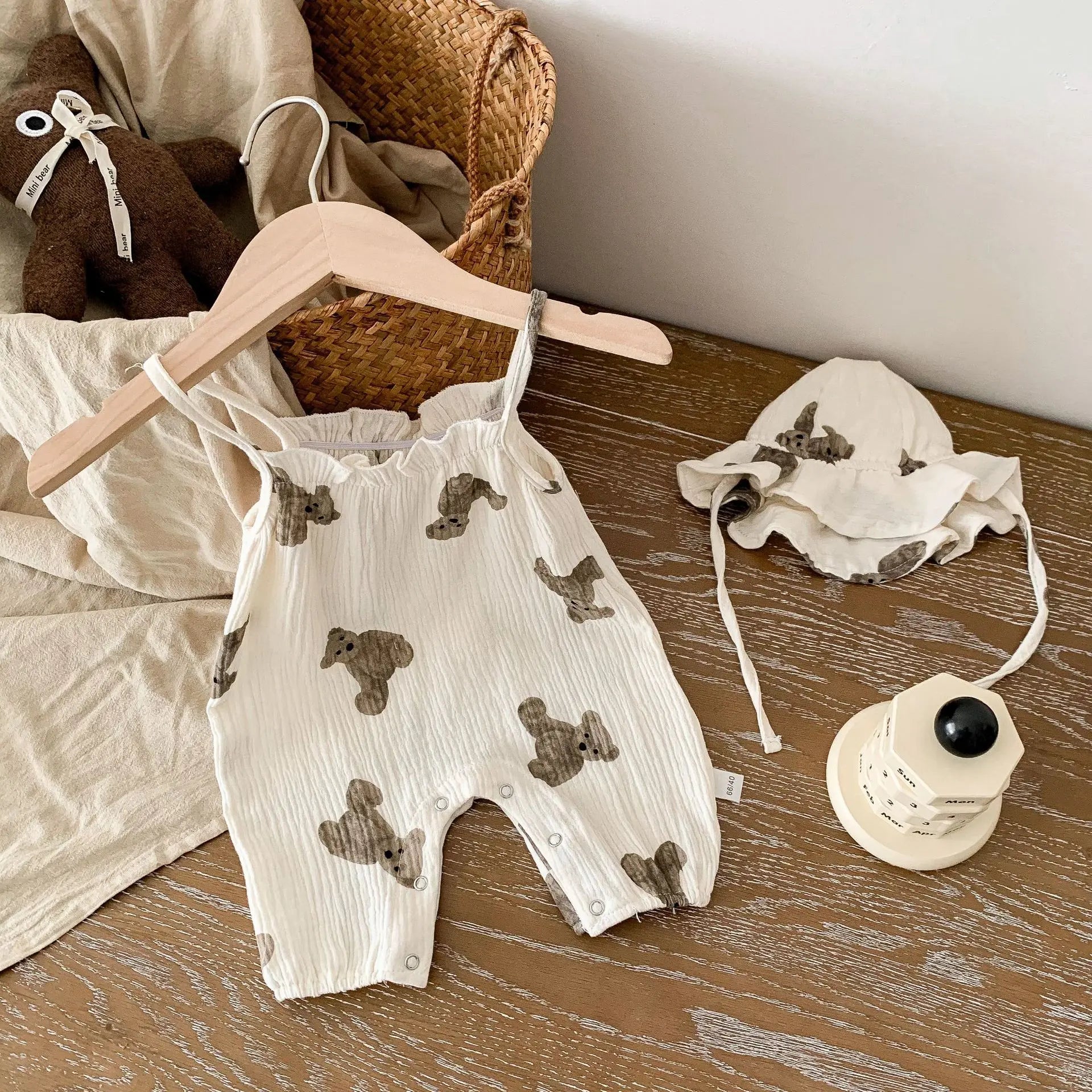 Cute Baby Bear Jumpsuit & Hat – Summer (0–18M)