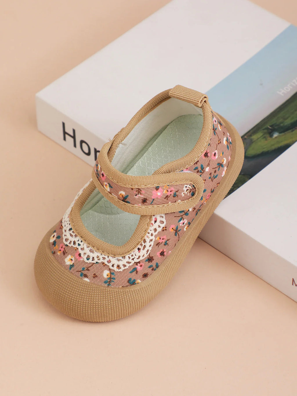 Kids’ Korean Canvas Shoes – Soft-Soled Sneakers