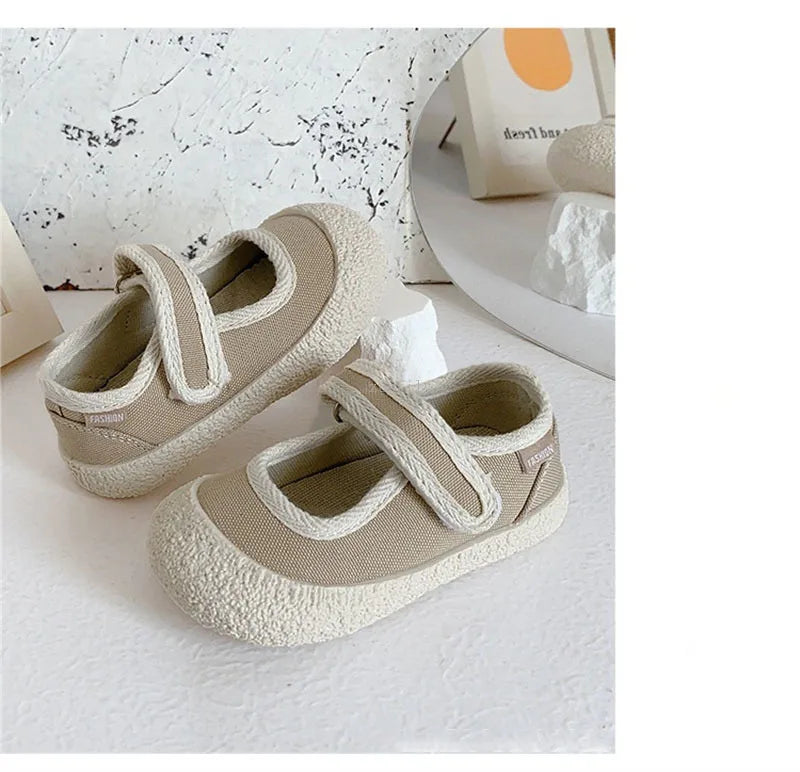 Kids’ Canvas Shoes – Soft, Breathable, Anti-Slip Sneakers