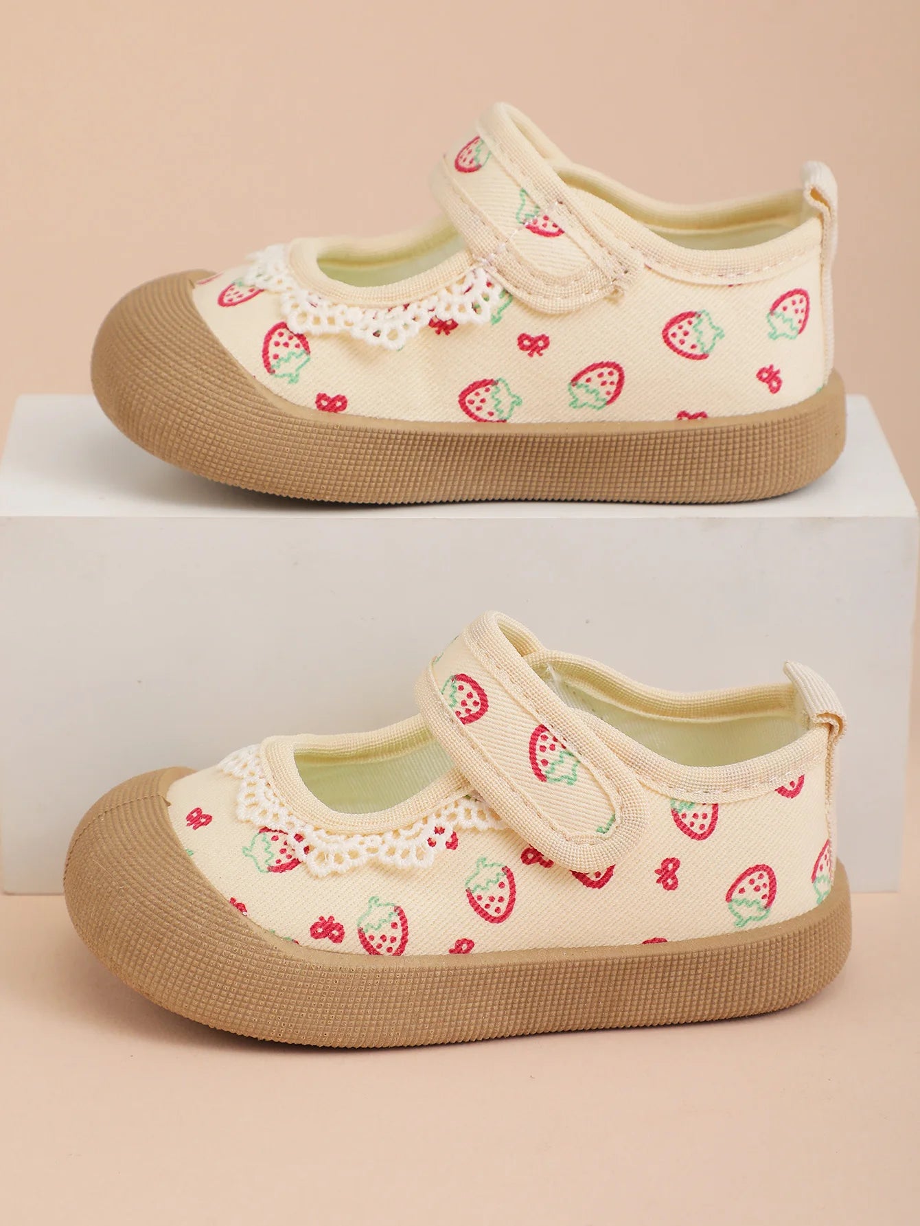 Kids’ Korean Canvas Shoes – Soft-Soled Sneakers