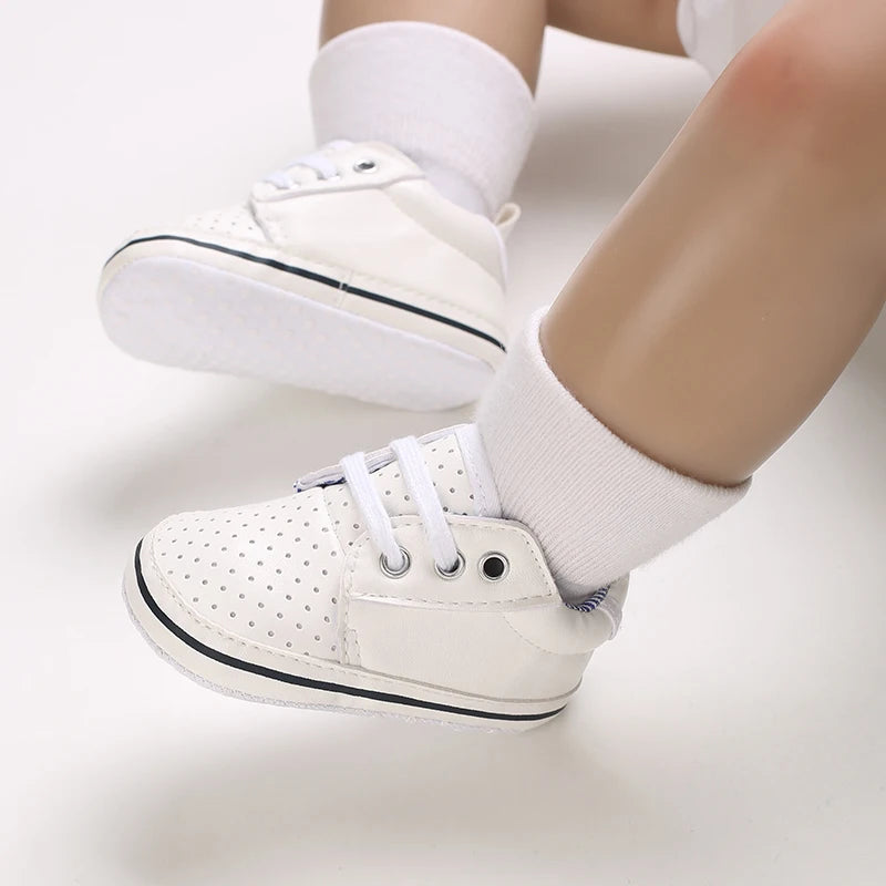 Infant Spring Sneakers (0–18M) – White Non-Slip Soft-Soled Shoes