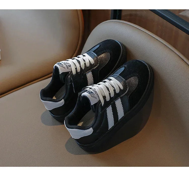 Kids’ Retro Sport Sneakers – Breathable Casual Shoes