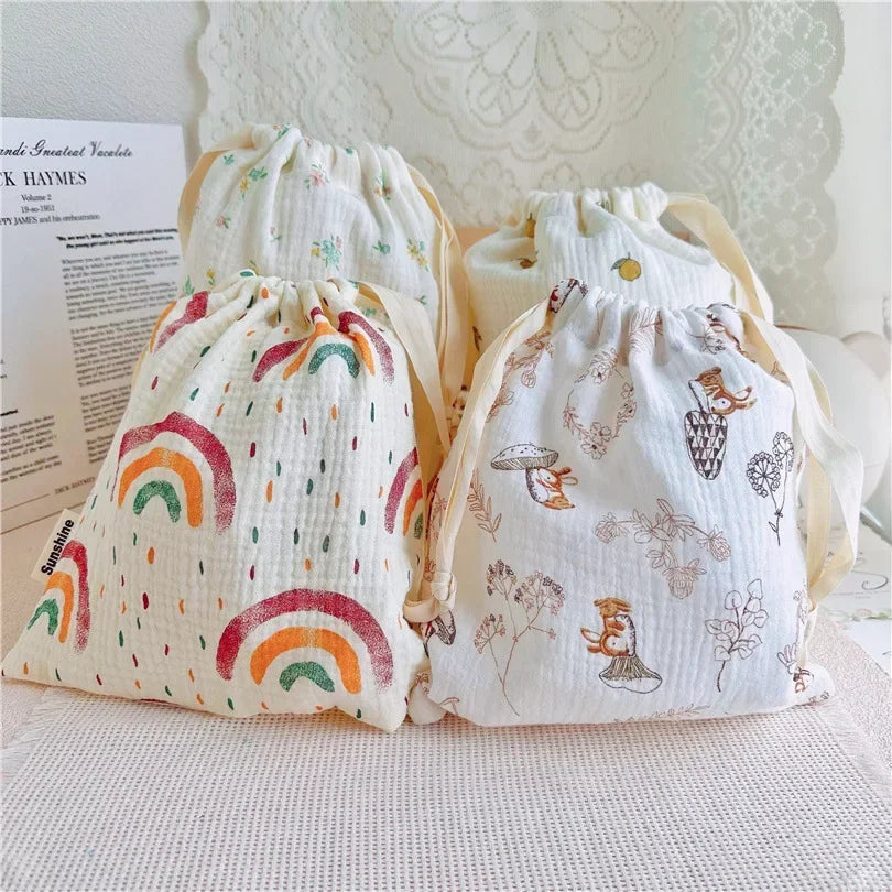 Natural Cotton Mommy Bag – Outdoor Baby Diaper Carrier, Cute Printed Drawstring Pouch 27x25cm