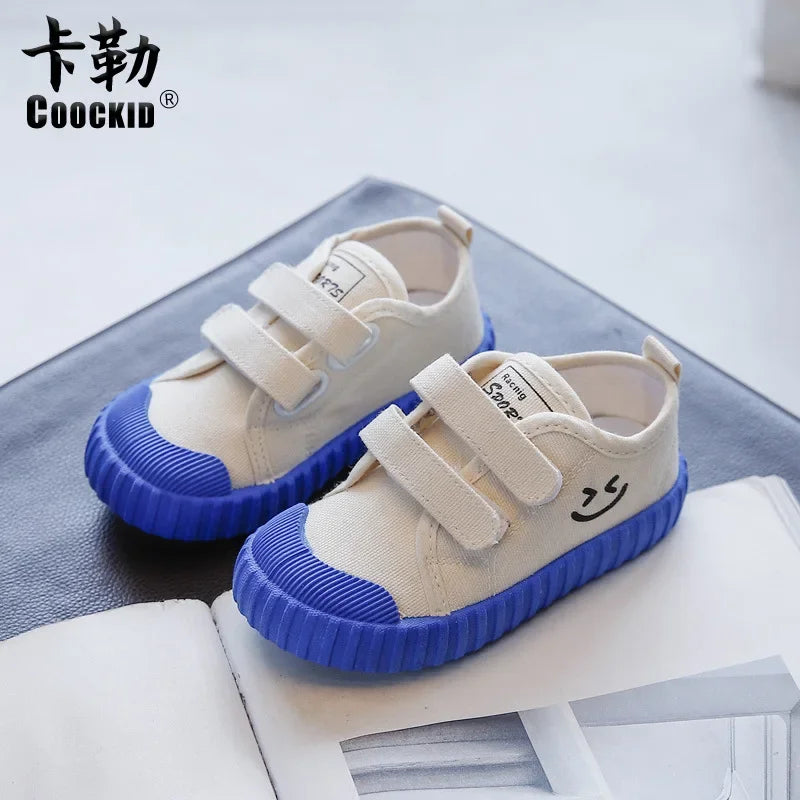 Kids’ Canvas Sneakers – Soft, Non-Slip Casual Shoes (1–9 Years)