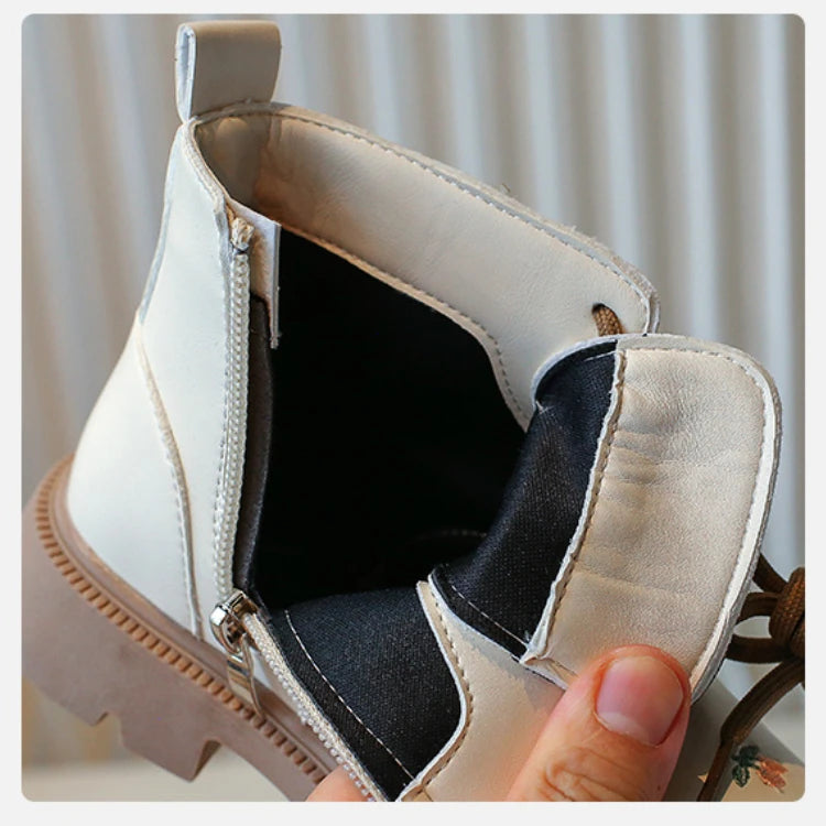 Girls’ Ankle Boots – Leather, Fashionable & Versatile