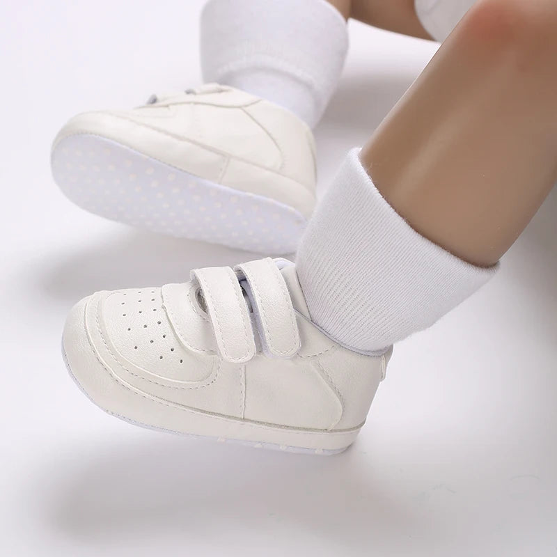 Infant Spring Sneakers (0–18M) – White Non-Slip Soft-Soled Shoes