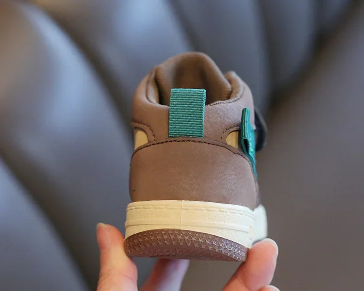 👟 Kids Lightweight Non-Slip Sneakers (21–32)