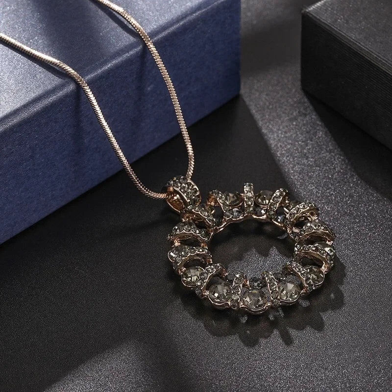 Trendy Crystal Round Geometric Pendant