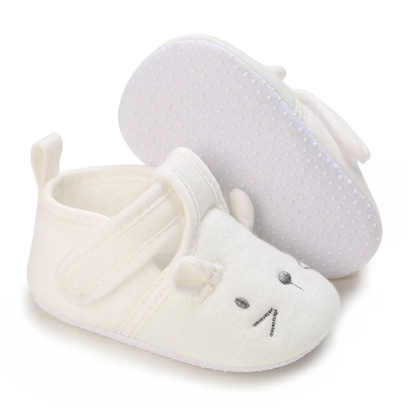 Infant Spring Sneakers (0–18M) – White Non-Slip Soft-Soled Shoes