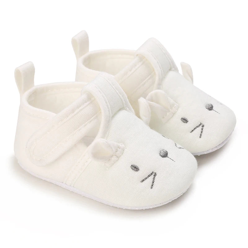 Infant Spring Sneakers (0–18M) – White Non-Slip Soft-Soled Shoes