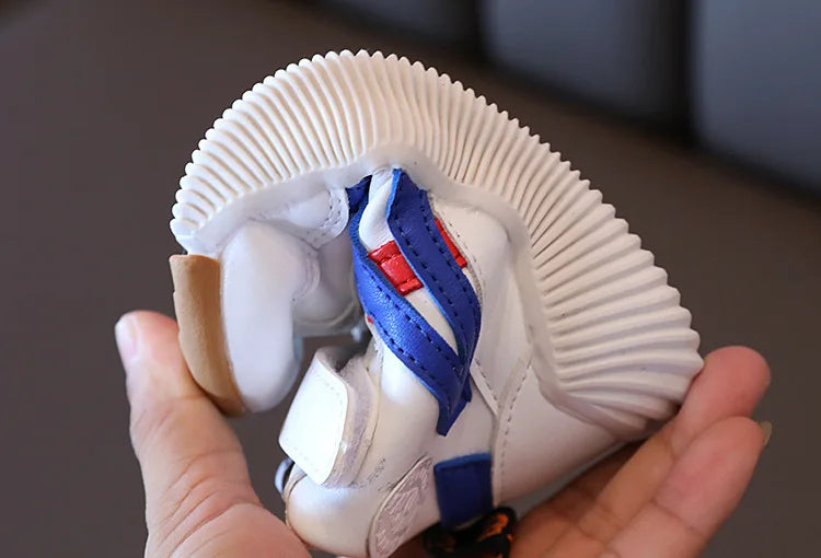 Kids’ Sneakers – Breathable, Soft, Non-Slip Sports Shoes