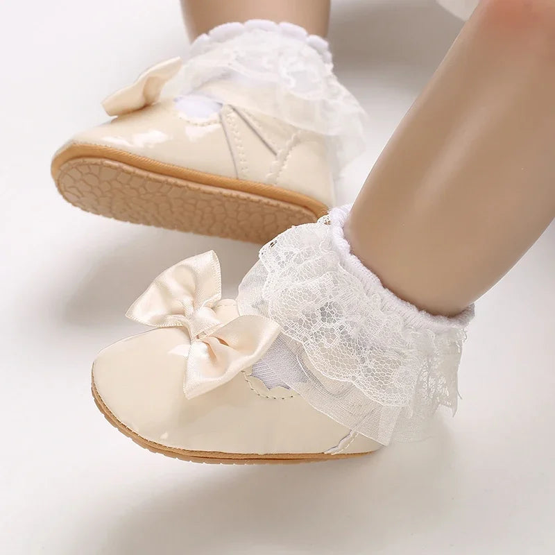 Baby Girl White Lace Moccasins – Non-Slip Princess Bow Shoes