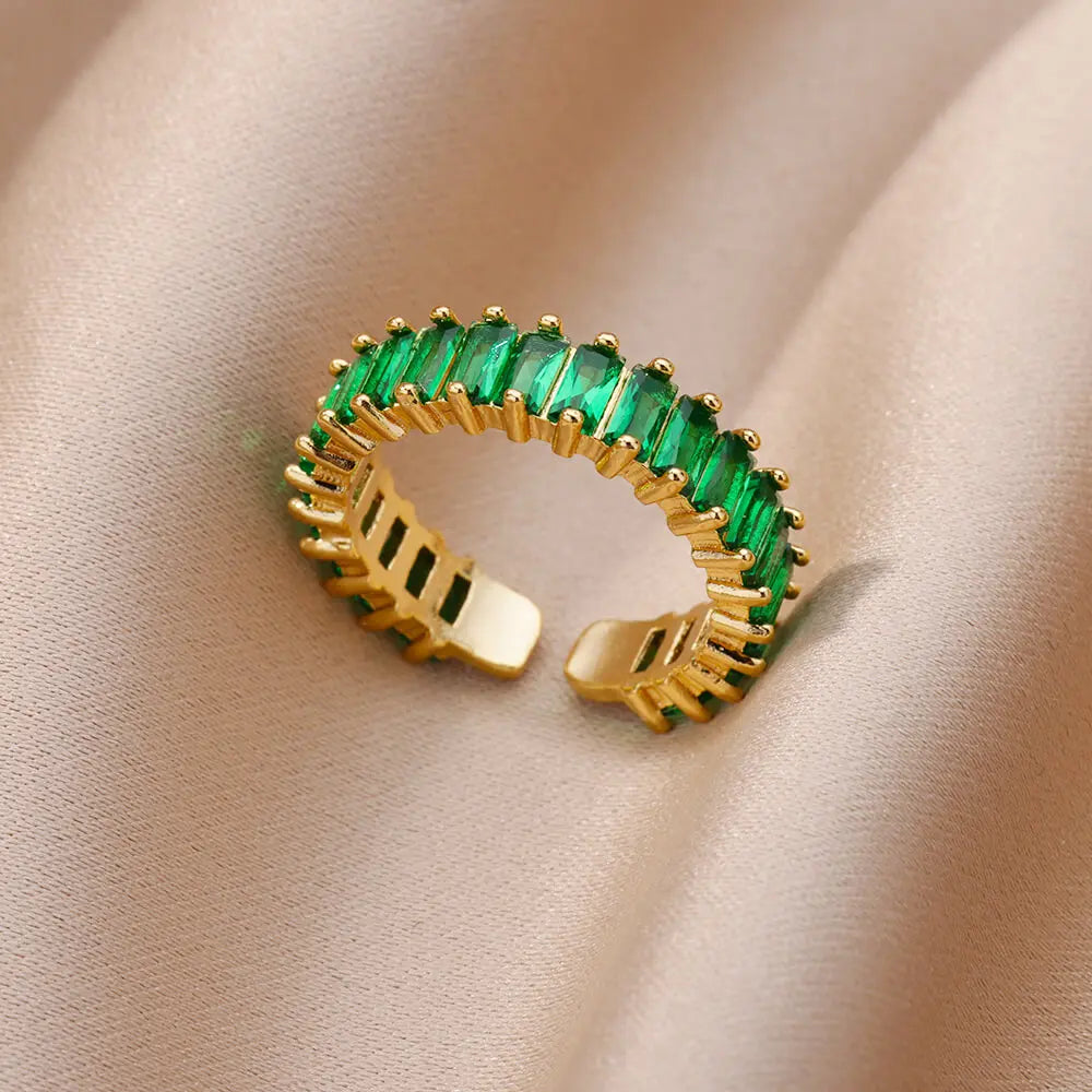 Green Zircon Round Geometric Ring