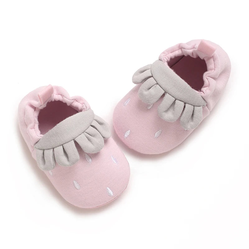 Baby Winter Strawberries Booties – Soft Sole Non-Slip First Walkers