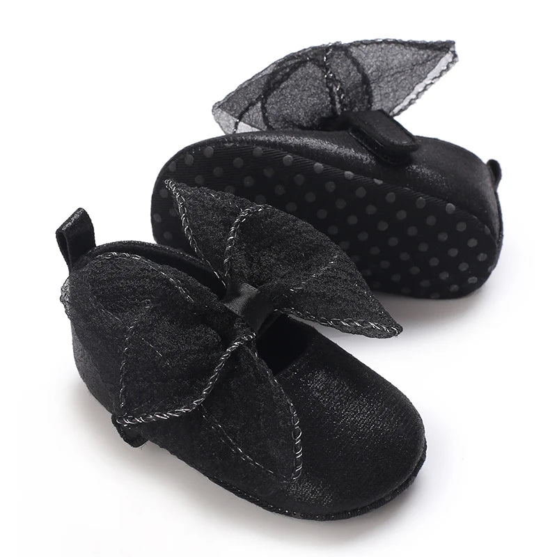 Baby Shoes (0–18M) – Plush Soft Bow Casual Sneakers