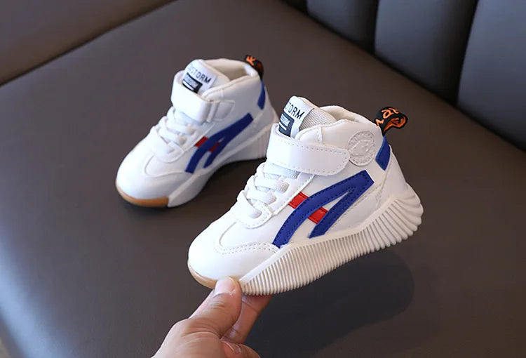 Kids’ Sneakers – Breathable, Soft, Non-Slip Sports Shoes