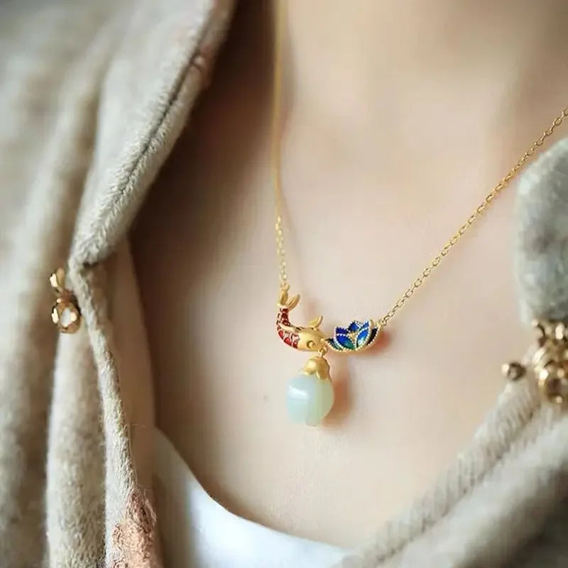 Natural hotan jade necklaces enamel fish