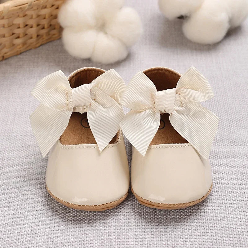 Baby Girl White Lace Moccasins – Non-Slip Princess Bow Shoes