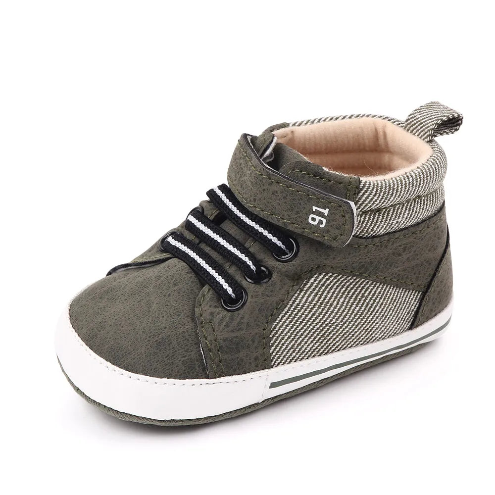 Baby First-Step Sneakers (0–18M) – Soft, Warm, Non-Slip Shoes
