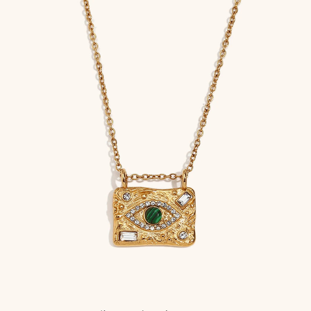 La. Muses Peacock Stone Eye