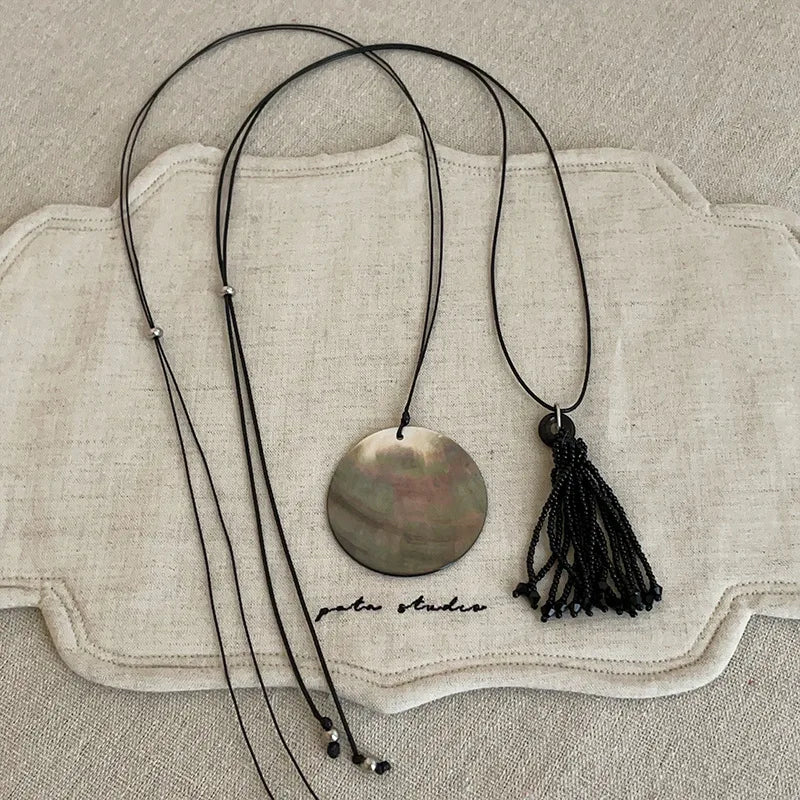 Retro Shell Bead Necklace