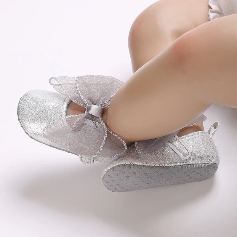 Baby Shoes (0–18M) – Plush Soft Bow Casual Sneakers