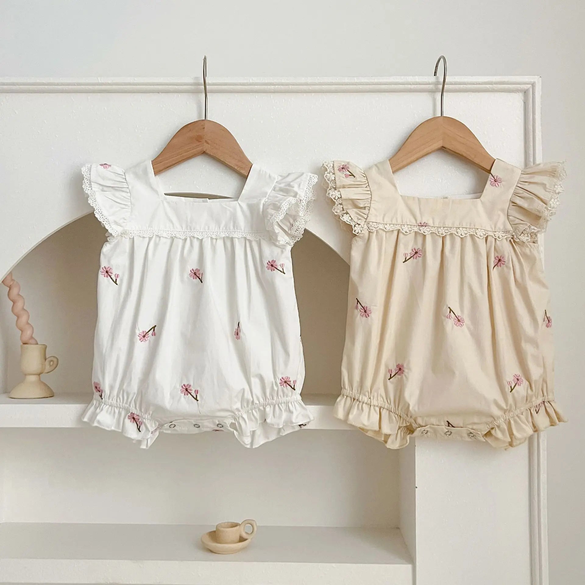 Baby Girls Sleeveless Embroider Flower