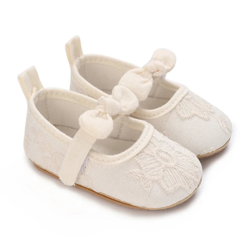 Baby Girl White Lace Moccasins – Non-Slip Princess Bow Shoes