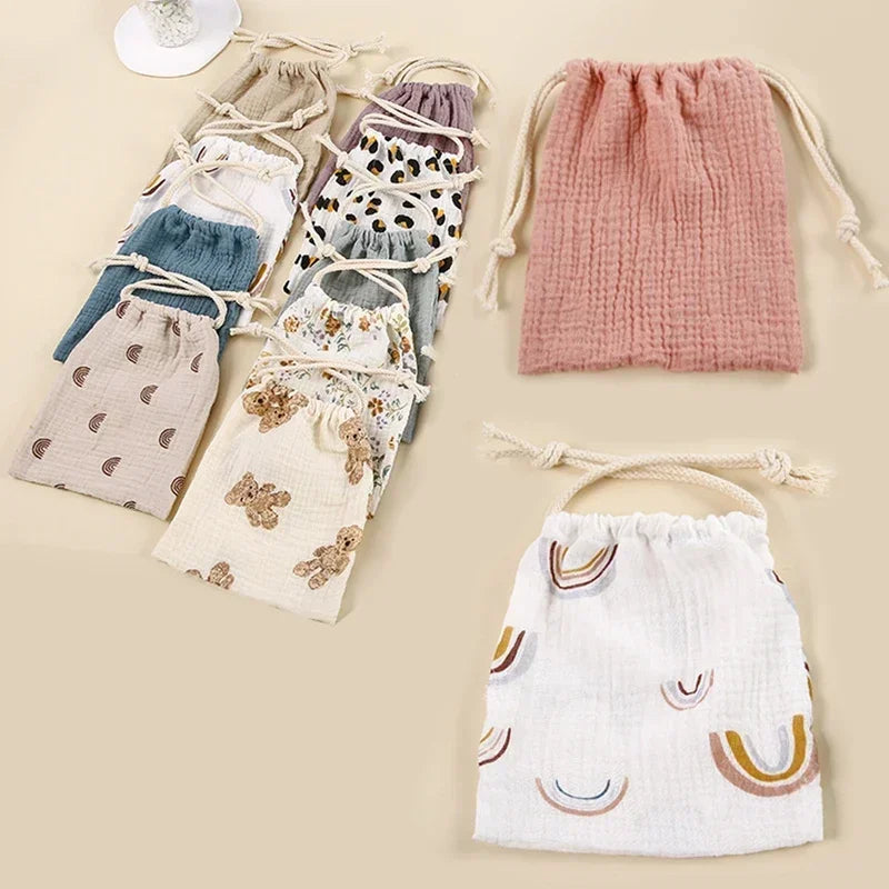 Natural Cotton Mommy Bag – Outdoor Baby Diaper Carrier, Cute Printed Drawstring Pouch 27x25cm
