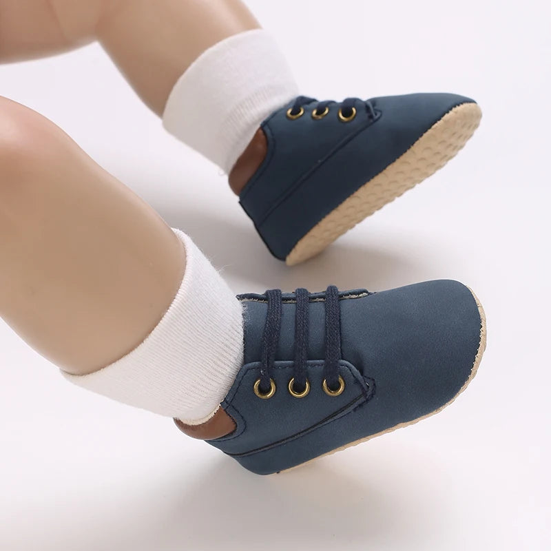 Baby Walking Shoes (0–18M) – Lace-Up Casual Flat Sneakers