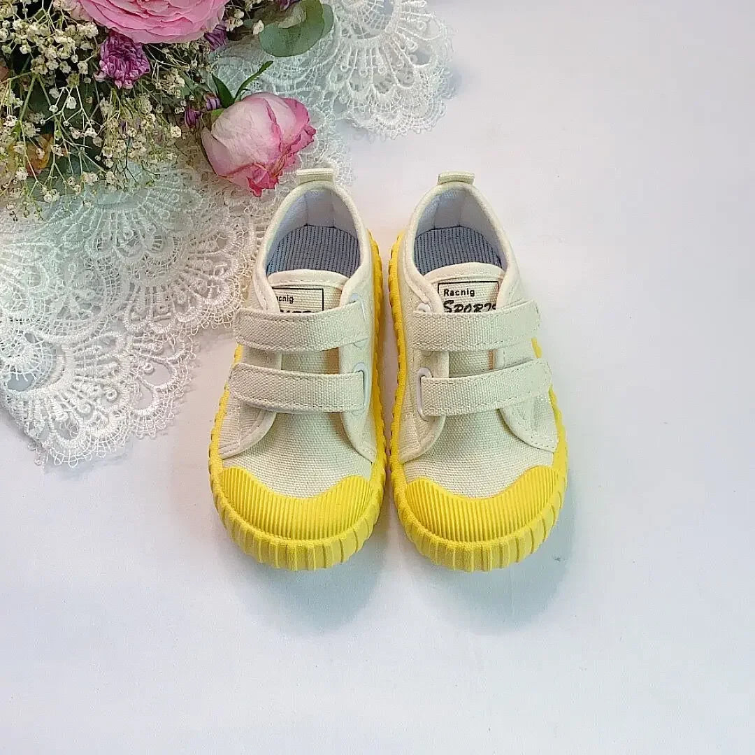 Kids’ Canvas Sneakers – Soft, Non-Slip Casual Shoes (1–9 Years)