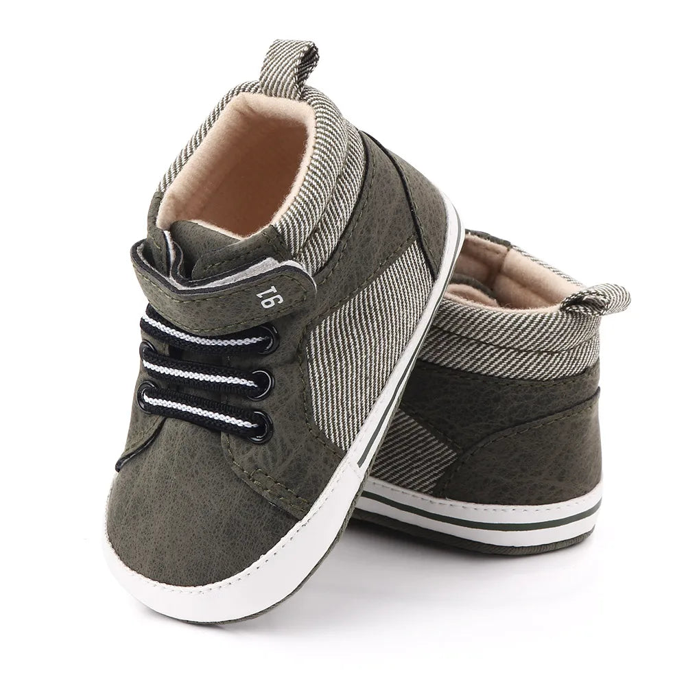 Baby First-Step Sneakers (0–18M) – Soft, Warm, Non-Slip Shoes