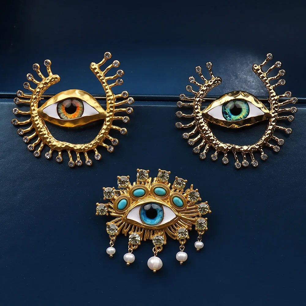 Deluxe Exaggerated Eye Brooch Baroque