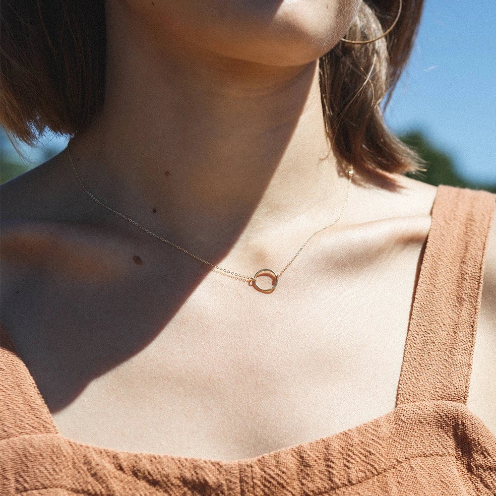EManco Genuine Classic Necklace Design Round