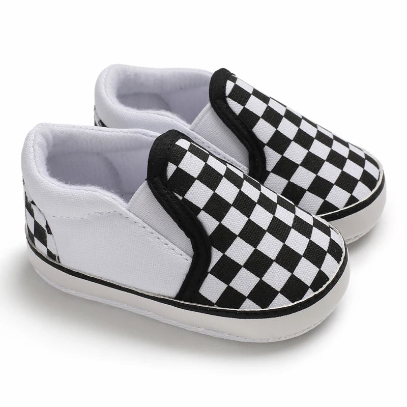 Infant Spring Sneakers (0–18M) – White Non-Slip Soft-Soled Shoes