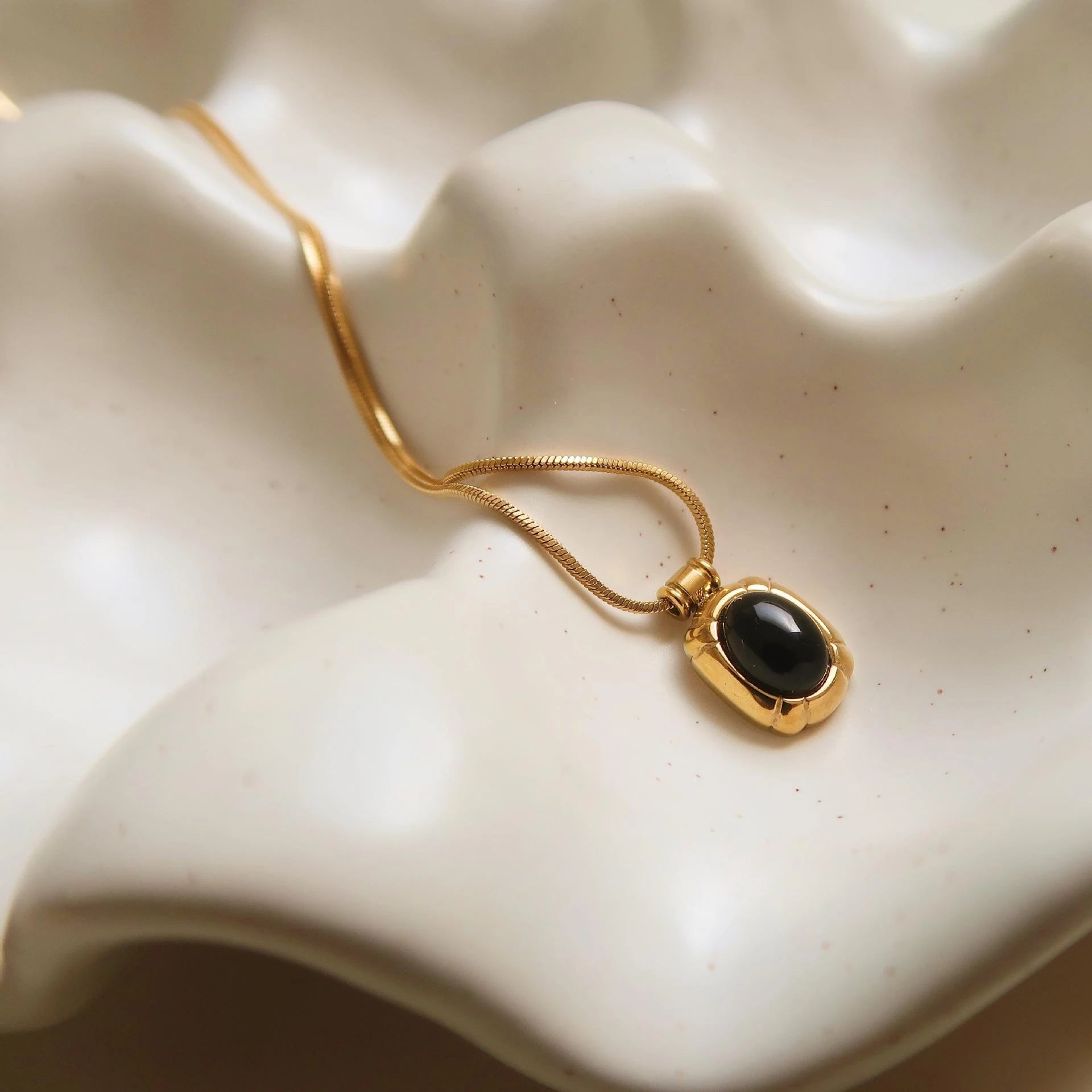Black Agate Necklace Natural Stone Dongling