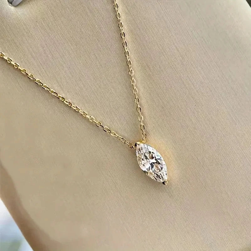 Huitan Crystal Marquise Cubic Zircon Pendant