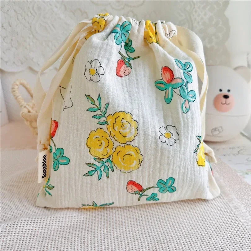 Natural Cotton Mommy Bag – Outdoor Baby Diaper Carrier, Cute Printed Drawstring Pouch 27x25cm