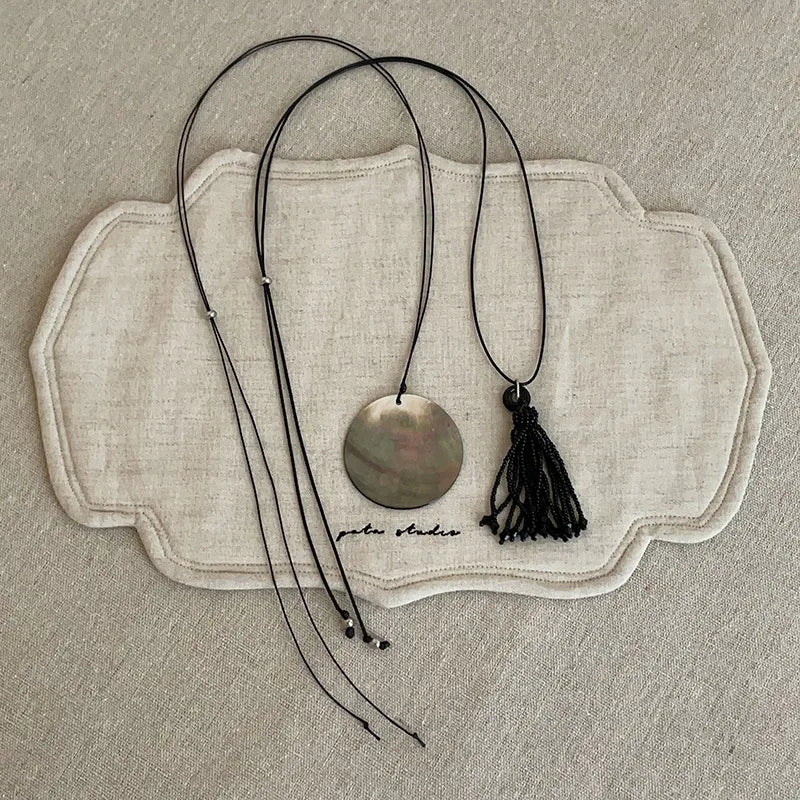 Retro Shell Bead Necklace